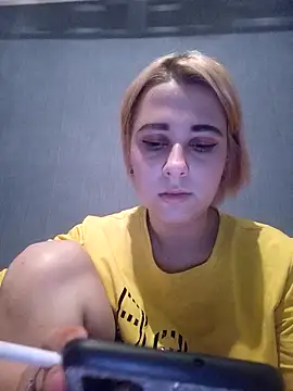 Gussie Bridie online show from December 2024 01:07:02 PM