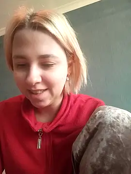 Gussie Bridie online show from February 2025 08:27:02 AM