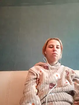 Gussie Bridie online show from March 2025 03:02:02 PM