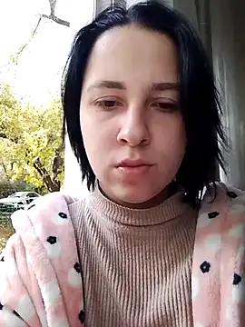 Gussie Bridie online show from October 2025 04:35:01 AM