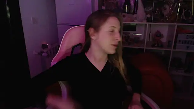 Snapshot of Pinkyladyxxx chatting on January 2025 10:13:01 PM Pinkyladyxxx online show from January 2025 10:13:01 PM