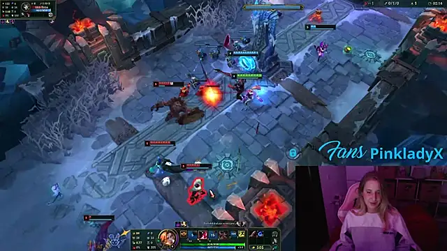 Snapshot of Pinkyladyxxx chatting on January 2025 01:37:02 AM Pinkyladyxxx online show from January 2025 01:37:02 AM