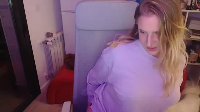 Snapshot of Pinkyladyxxx chatting on February 2025 11:33:02 PM Pinkyladyxxx online show from February 2025 11:33:02 PM