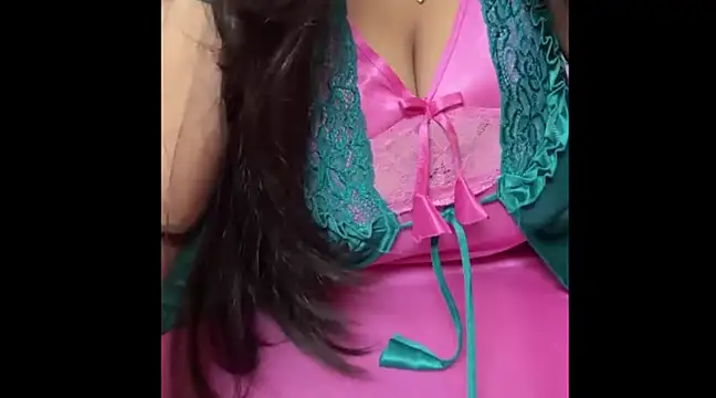 Snapshot of Moody_Girl2 chatting on December 2024 06:37:02 PM Moody Girl2 online show from December 2024 06:37:02 PM