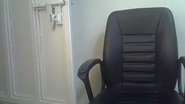 jeyberrie online show from May 2026 08:39:02 PM
