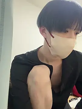 Snapshot of yuuuuma578 chatting on February 2026 03:50:01 PM yuuuuma578 online show from February 2026 03:50:01 PM