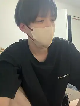 Snapshot of yuuuuma578 chatting on February 2026 04:00:02 PM yuuuuma578 online show from February 2026 04:00:02 PM