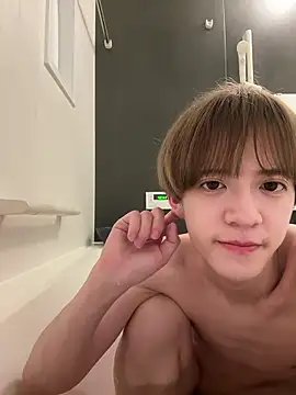 Snapshot of yuuuuma578 chatting on February 2026 03:32:01 PM yuuuuma578 online show from February 2026 03:32:01 PM