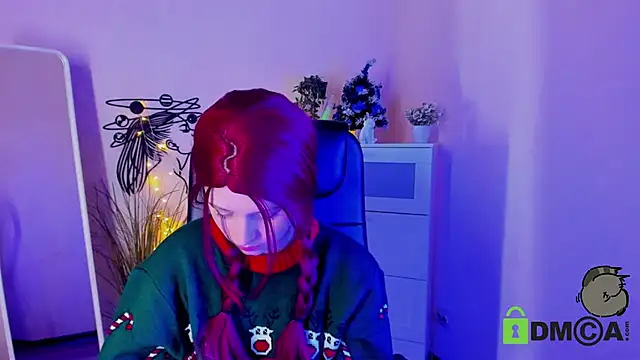 Snapshot of Alina_Mills chatting on December 2024 03:20:02 PM Alina Mills online show from December 2024 03:20:02 PM