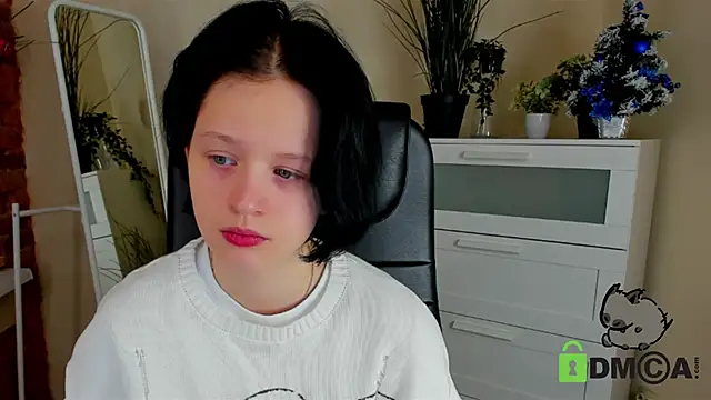 Snapshot of Alina_Mills chatting on January 2025 10:45:01 AM Alina Mills online show from January 2025 10:45:01 AM