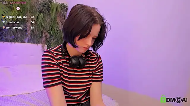 Snapshot of Alina_Mills chatting on February 2025 02:36:01 PM Alina Mills online show from February 2025 02:36:01 PM