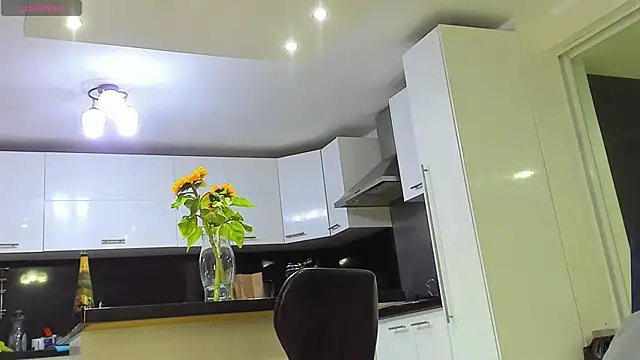 Makonneen online show from December 2024 07:04:01 AM