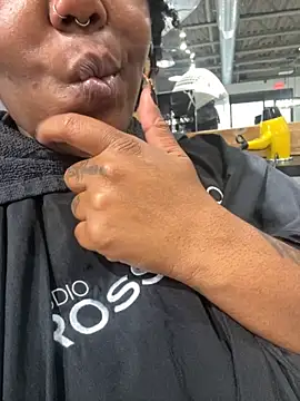 Goddess Nafeesha online show from October 2025 05:24:02 PM