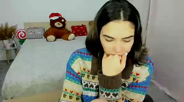 Alexa Dolly12 online show from December 2024 09:31:02 AM