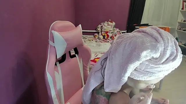 Lika8234 online show from October 2025 08:28:02 PM