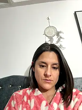 Alice milf  online show from November 2025 10:36:02 AM