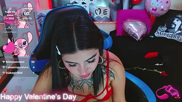 Snapshot of _luna_torres chatting on February 2025 04:52:01 PM luna torres online show from February 2025 04:52:01 PM