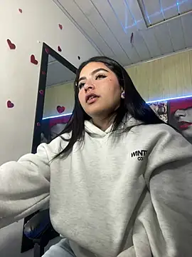 Snapshot of _luna_torres chatting on May 2026 11:27:01 AM luna torres online show from May 2026 11:27:01 AM