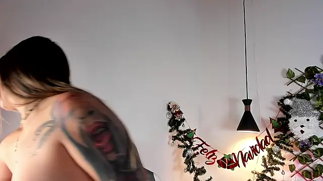 Snapshot of kaia_cooper4 chatting on December 2024 01:55:02 PM kaia cooper4 online show from December 2024 01:55:02 PM