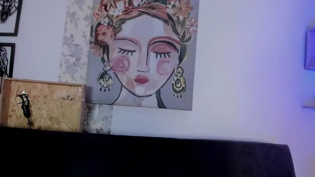 Snapshot of taty_miller chatting on January 2025 11:24:01 PM taty miller online show from January 2025 11:24:01 PM