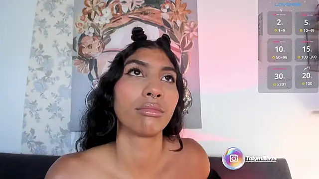 Snapshot of taty_miller chatting on March 2025 08:22:01 PM taty miller online show from March 2025 08:22:01 PM