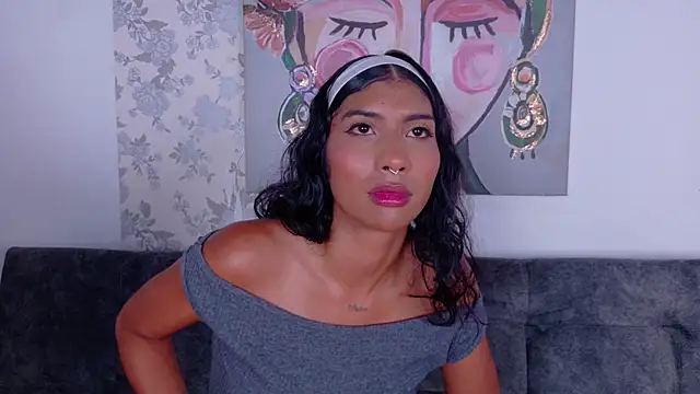 Snapshot of taty_miller chatting on September 2025 08:21:01 PM taty miller online show from September 2025 08:21:01 PM