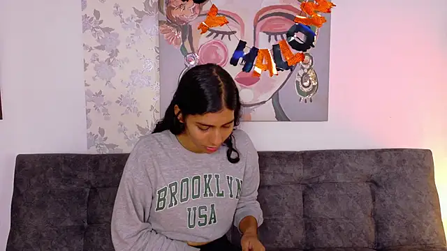 Snapshot of taty_miller chatting on October 2025 02:12:01 PM taty miller online show from October 2025 02:12:01 PM