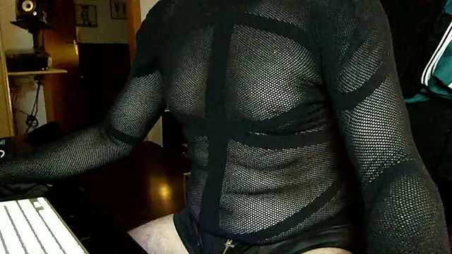 tomz0819 online show from September 2025 12:43:01 AM