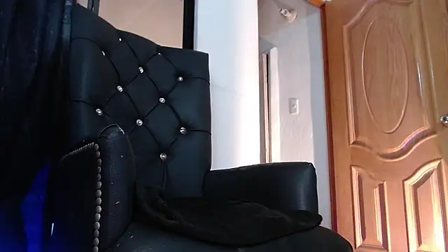 Snapshot of ren_stipee chatting on February 2025 11:31:01 PM ren stipee online show from February 2025 11:31:01 PM