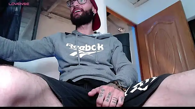 Snapshot of ren_stipee chatting on March 2025 01:10:02 AM ren stipee online show from March 2025 01:10:02 AM