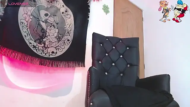 Snapshot of ren_stipee chatting on September 2025 09:37:02 PM ren stipee online show from September 2025 09:37:02 PM