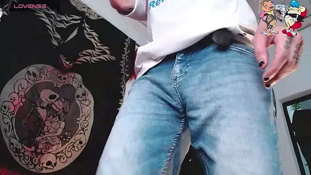 Snapshot of ren_stipee chatting on September 2025 10:35:02 PM ren stipee online show from September 2025 10:35:02 PM