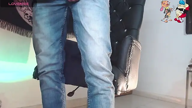 Snapshot of ren_stipee chatting on September 2025 11:08:01 PM ren stipee online show from September 2025 11:08:01 PM