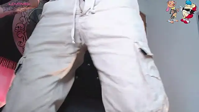 Snapshot of ren_stipee chatting on September 2025 10:04:02 PM ren stipee online show from September 2025 10:04:02 PM