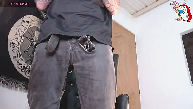 Snapshot of ren_stipee chatting on November 2025 10:23:02 PM ren stipee online show from November 2025 10:23:02 PM