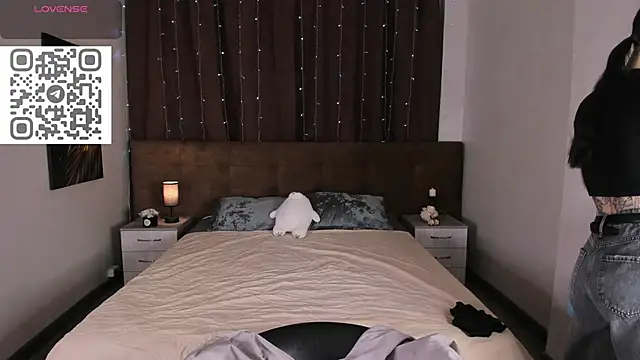 toooyour online show from September 2025 11:15:01 PM