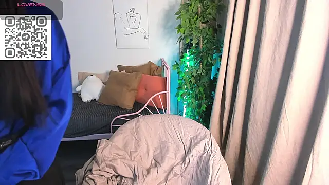 toooyour online show from September 2025 11:16:01 PM