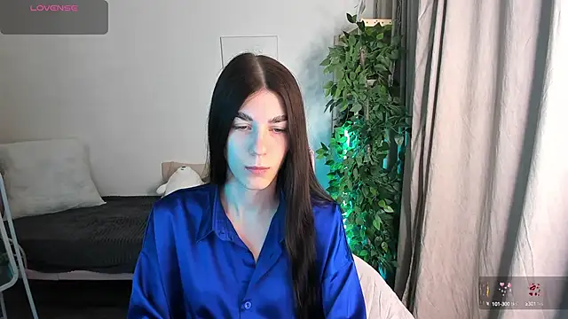 toooyour online show from September 2025 11:15:01 PM