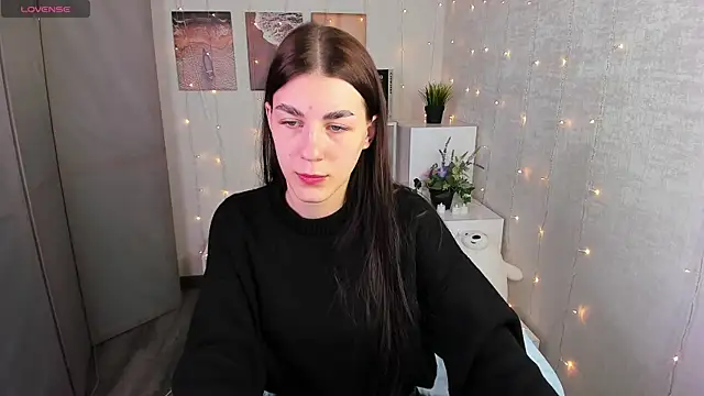 toooyour online show from October 2025 09:59:02 PM