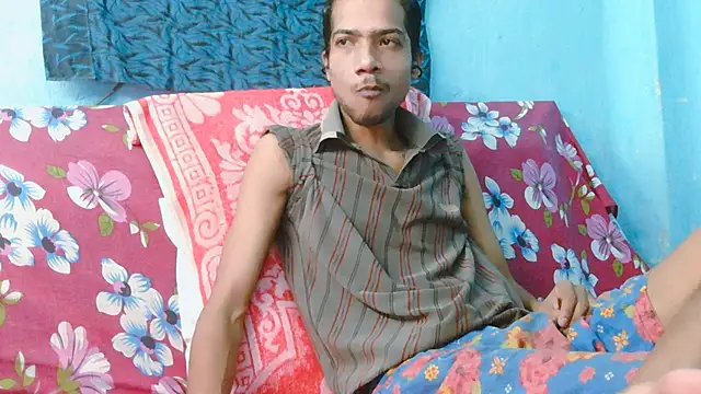 Snapshot of Alex_Suman25 chatting on May 2026 03:15:01 AM Alex Suman25 online show from May 2026 03:15:01 AM