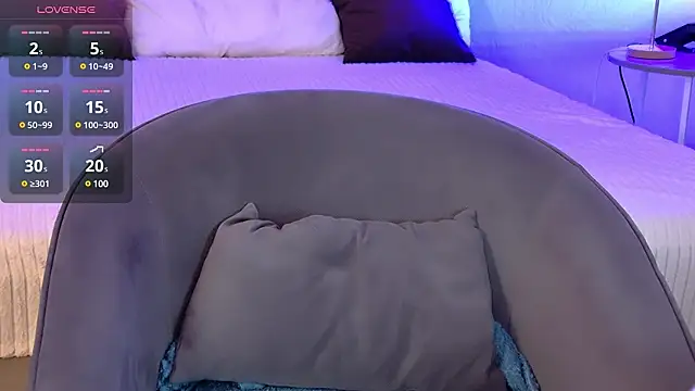 MiaBecky online show from March 2025 05:25:01 AM