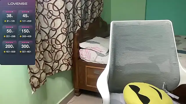 Snapshot of senorita78 chatting on February 2025 08:42:01 AM senorita78 online show from February 2025 08:42:01 AM