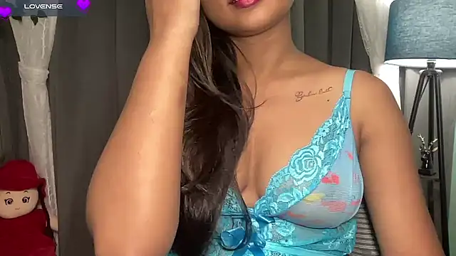 Snapshot of senorita78 chatting on October 2025 08:27:02 AM senorita78 online show from October 2025 08:27:02 AM