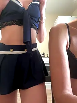 Snapshot of SweetCupcaks chatting on October 2025 07:20:02 AM SweetCupcaks online show from October 2025 07:20:02 AM