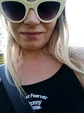 SweetCupcaks online show from July 2026 03:45:02 PM