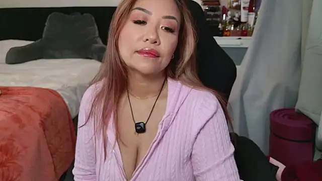 SpikedBella online show from February 2026 10:17:02 PM