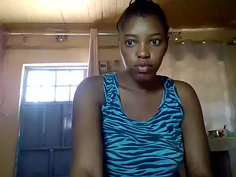 Snapshot of Zara_Twilight chatting on December 2024 09:35:02 AM Zara Twilight online show from December 2024 09:35:02 AM