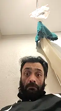 Snapshot of C8L3U chatting on January 2025 04:59:01 AM C8L3U online show from January 2025 04:59:01 AM