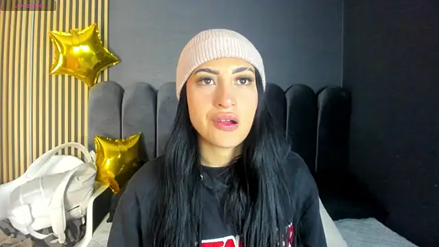 Nicolette ks  online show from October 2025 04:10:02 AM