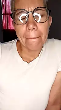 Snapshot of luz_bella chatting on December 2024 10:40:01 AM luz bella online show from December 2024 10:40:01 AM